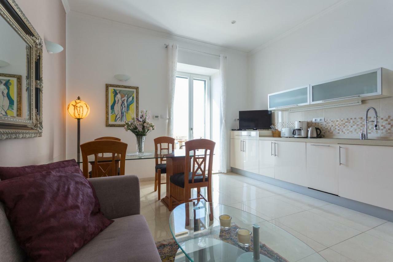 Apartments Villa Victoria Дубровник Екстериор снимка