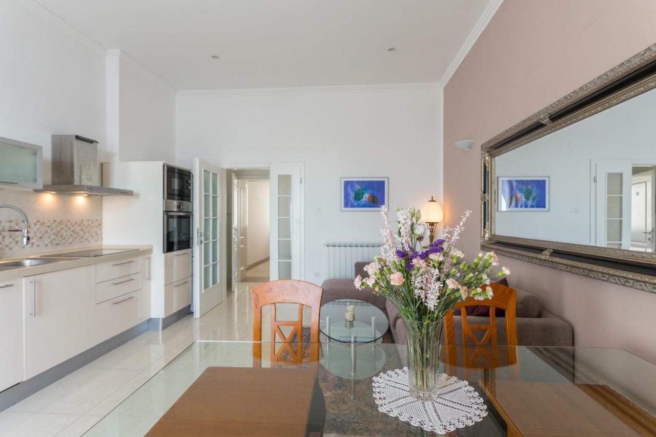 Apartments Villa Victoria Дубровник Екстериор снимка
